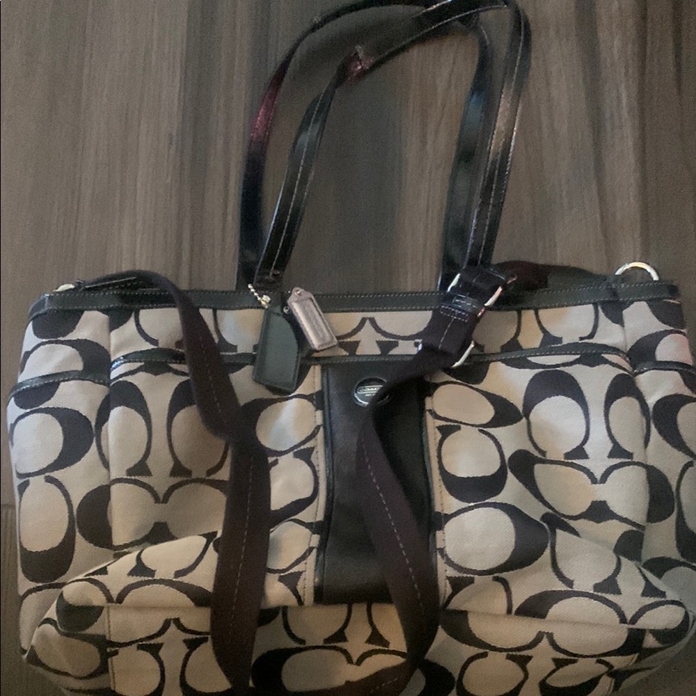 Coach Signiture stripe tote